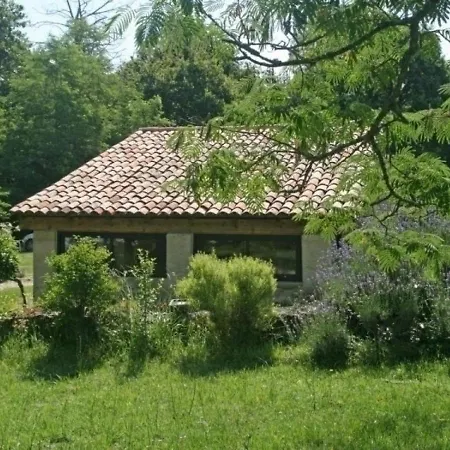 Casa de Férias Preignac, 1 Piece, 2 Personnes - Fr-1-440-122 *